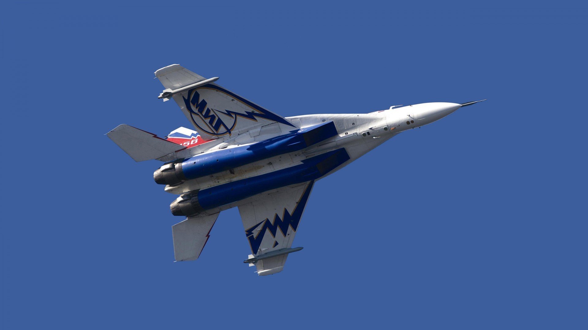 莱德基800米自由泳赛场再创佳绩,莱德基800米记录