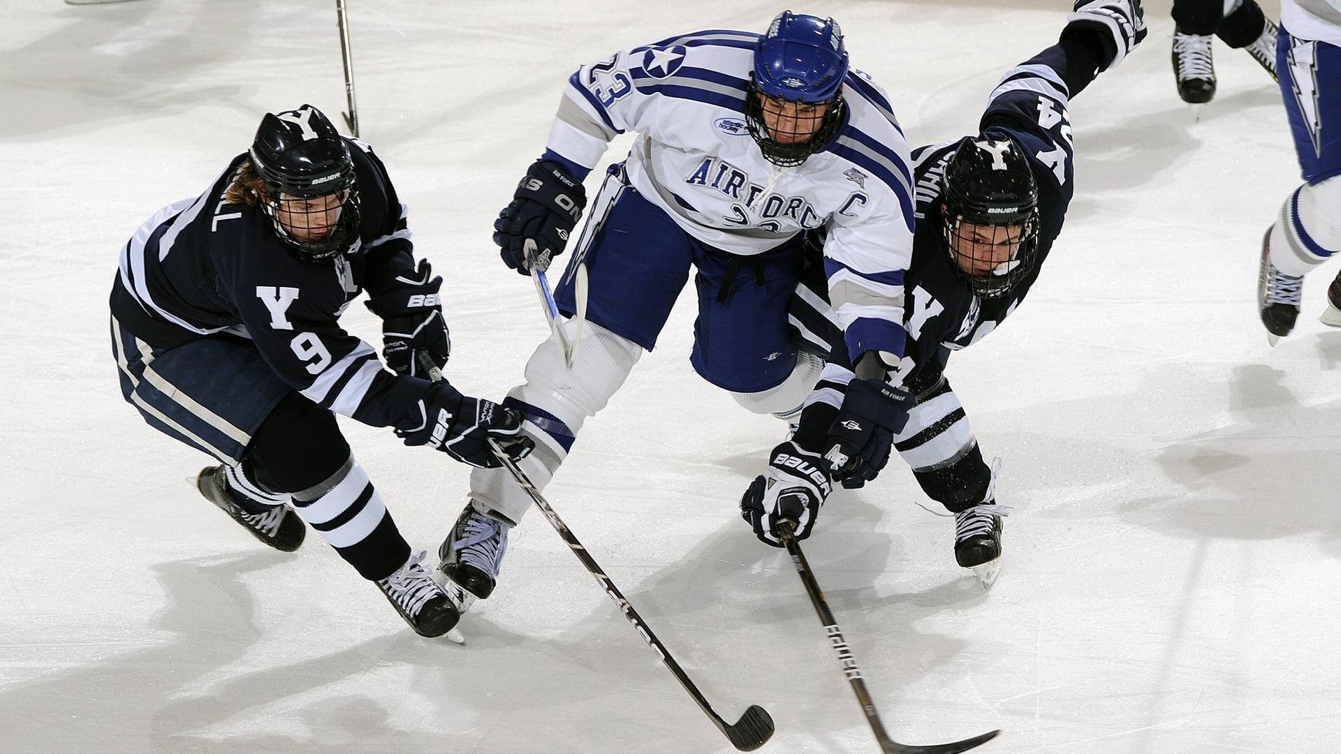 开云 kering 集团-里昂两翼齐飞打出高质量传中，里昂技术